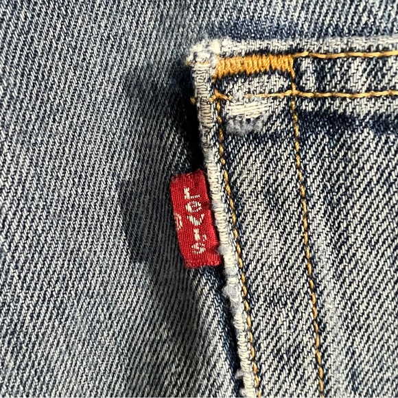 36x36 Vintage 90s Y2K Levi's 501 Button Fly Mexico Medium Wash Dad Jeans *Flawed - Picture 3 of 16